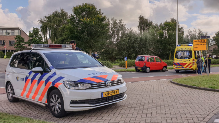Fietsster aangereden bij oversteken Saturnusweg in Oudorp