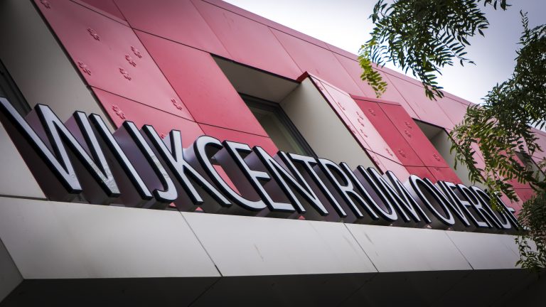 De Cirkel organiseert handlezingen door Jos Oldrich in wijkcentrum Overdie ?