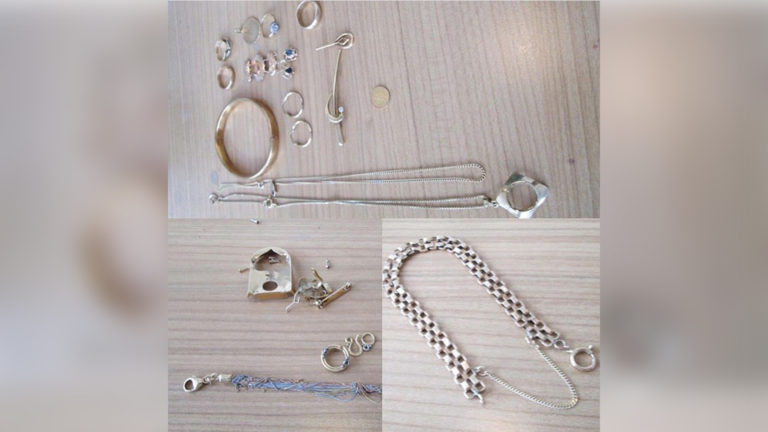 Politie zoekt eigenaar van gestolen sieraden