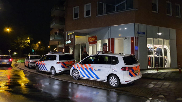Overval op Scapino aan Middenweg door twee personen