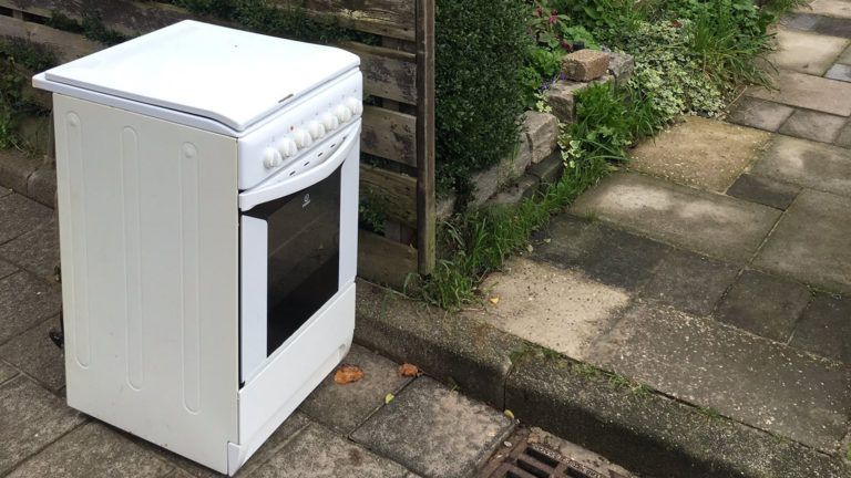 Vijfhonderd woningen in de Rivierenwijk worden aangesloten op het HVC-warmtenet