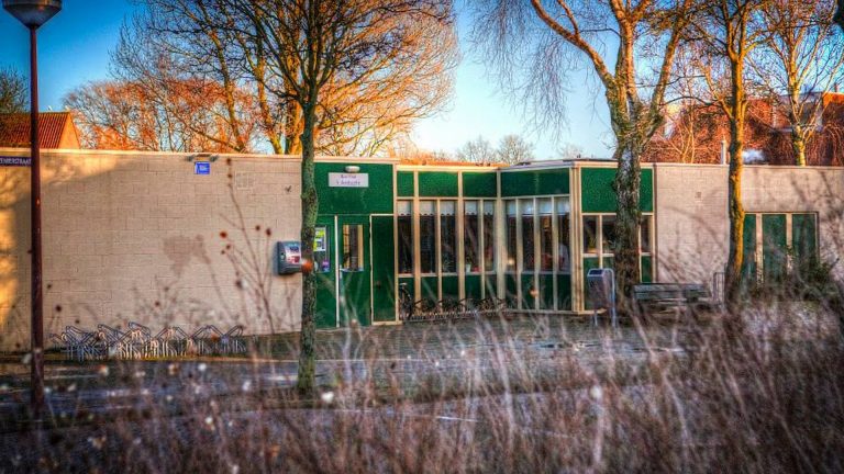 Eigenwijze072 speeddating: friendly encounters in English ?