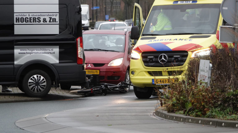 Jonge fietser gewond bij aanrijding op rotonde Westtangent
