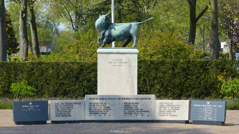 Onthulling Holocaustmonument ‘Levenslicht’ bij De Stier in Noord-Scharwoude ?