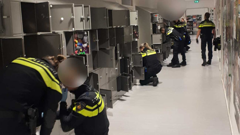 Alles in orde tijdens lockercontrole bij Clusius College Alkmaar