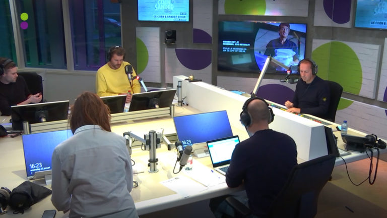 538 ‘Hierrr Met Je Rekening’ helpt Waardse Sem Snoek en Margret IJdema 