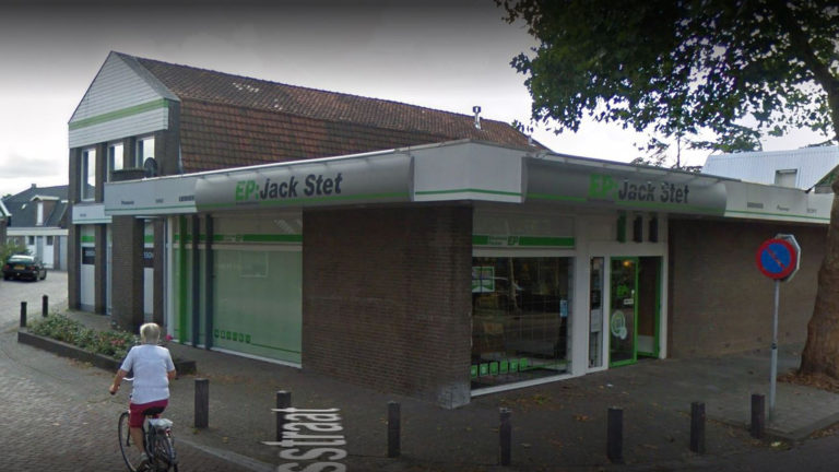 College Langedijk wil wel woningen in oude EP: winkel aan Dorpsstraat, maar niet in Flexpool kantoor