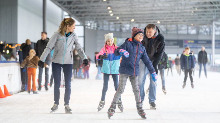 Tweede kaartje voor halve prijs op laatste schaatsdag 400m baan De Meent ?