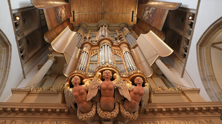 Gratis Kaasmarktconcert Grote Kerk Alkmaar met organist Frank van Wijk ๐