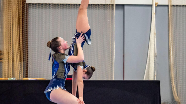 Gymvereniging Sport in Uitvoering Heerhugowaard organiseert zaterdag 19 september open les Acrogym π