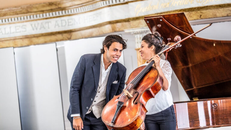 Ella en Nicolas van Poucke met ode aan Beethoven bij Muziekkring Heerhugowaard π