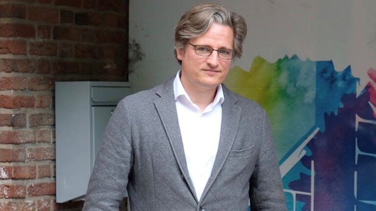 Wethouder Antoine Tromp positief getest op corona, collegeleden blijven voorlopig thuis