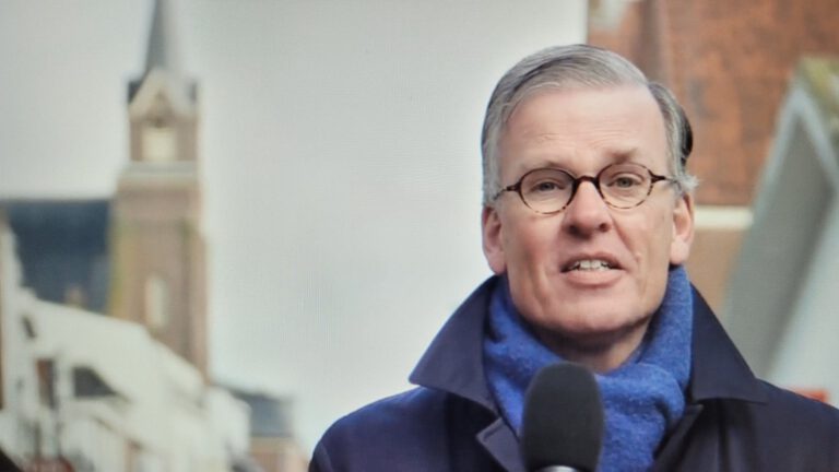 Pastoor Scheltinga van Oud-Katholieke Kerk Egmond gaat terug naar Amersfoort