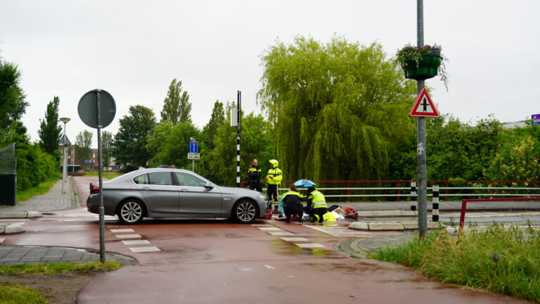 Fietsster gewond bij aanrijding op Rekerdijk in Alkmaar