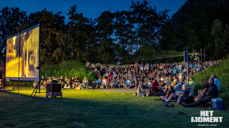 Vanaf 30 juli weer Openluchtbioscoop in Alkmaarse Park De Oude Kwekerij π