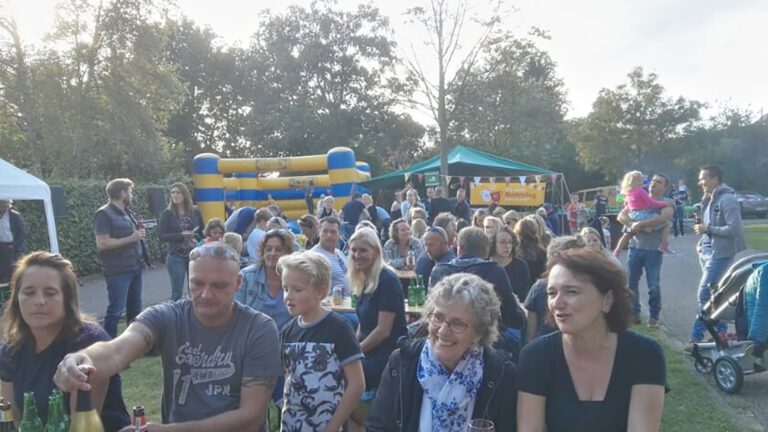Buurtfeest Tuindorp Bergen kan zonder afstand houden doorgaan