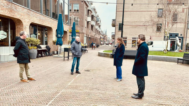 Burgemeester en wethouder bij koude aftrap ‘Welkom in de Wereld’ van Alkmaarse daklozen