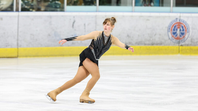 Goud voor Katia Suris tijdens KNSB Cup B kunstrijden