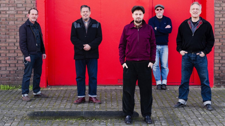 Tim Knol duikt in historie van blue grass en countrymuziek π