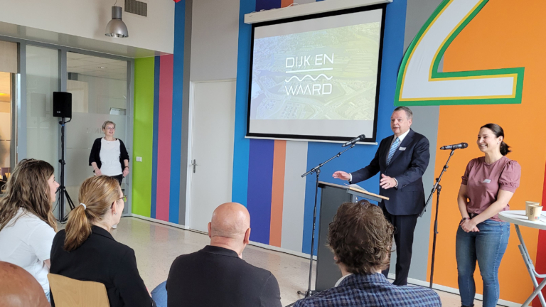 Wethouder Rep over banenmarkt voor Oekraïners: “We kijken terug op een mooie bijeenkomst”