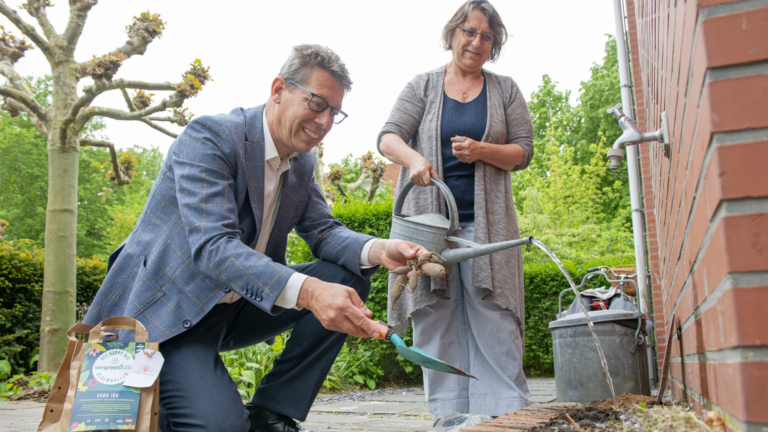 Pakketjes inheemse bollen voor 25 deelnemers van de Alkmaarse Vergroenquiz