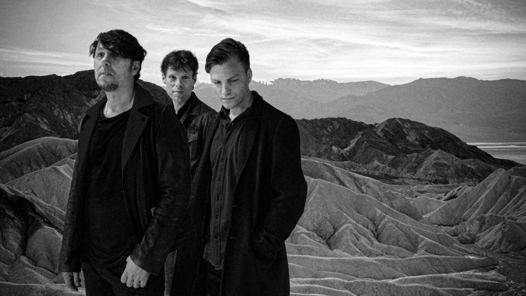 U2 by 3JS in Cool te Heerhugowaard ๐