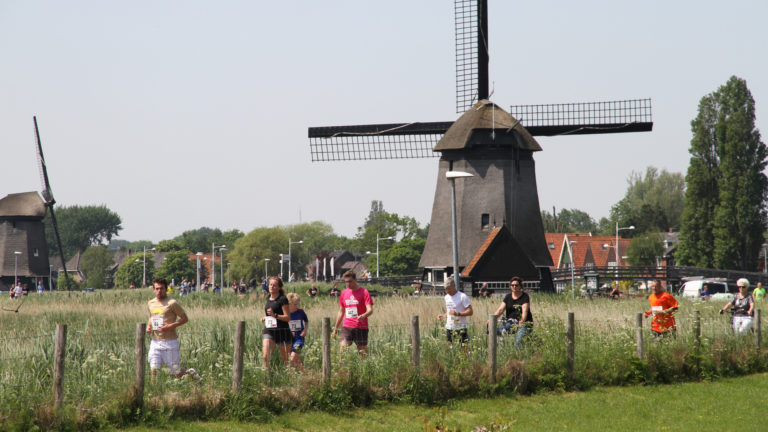 Oudorp maakt zich op voor de RAADHUIS Pinksterun π