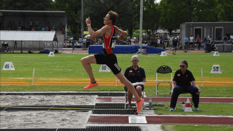 Goud voor Hera-atleten op NK junioren, Jeff Tesselaar springt WKJ-limiet