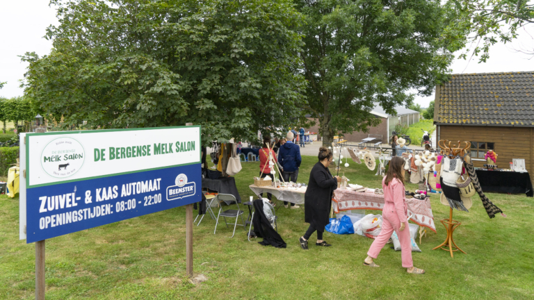 Zomerse creatieve hobbyistenmarkt bij de Bergense MelkSalon