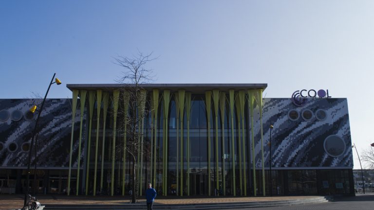 Theo Maassen komt naar Cool kunst en cultuur π