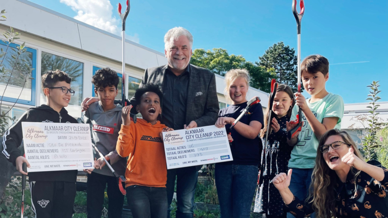 Alkmaar City Cleanup levert record van 393 kilo zwerfafval op
