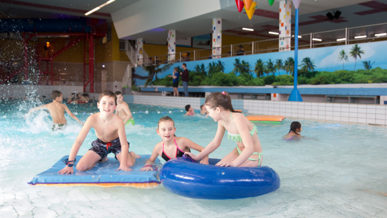 Veel kinderactiviteiten in de herfstvakantie in zwembad Hoornse Vaart Alkmaar π