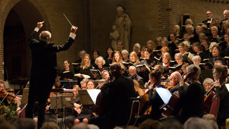 Koorvereniging Bergen geeft concert in Petrus en Pauluskerk π