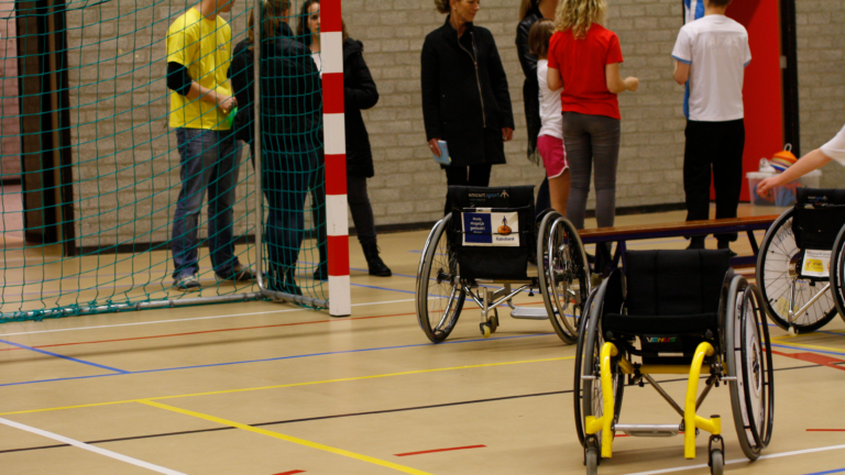 Naschoolse sport voor kinderen met een beperking in De Beeck π