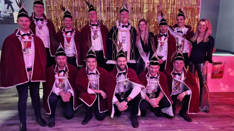 Carnaval met de Stompestampers in Stompetoren op 18 februari π