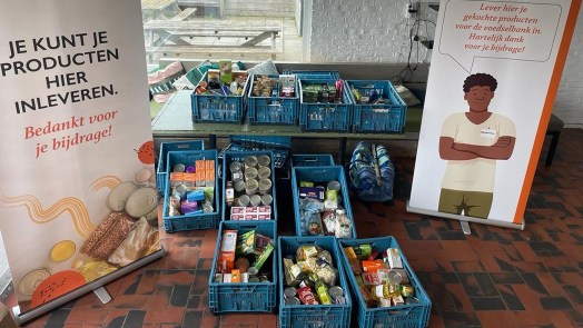 Inzamelingsactie voor Voedselbank bij hockeyclub AMHC groot succes