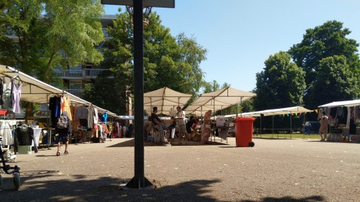 Aan rommelmarkten geen gebrek, maar de handel bloeit niet