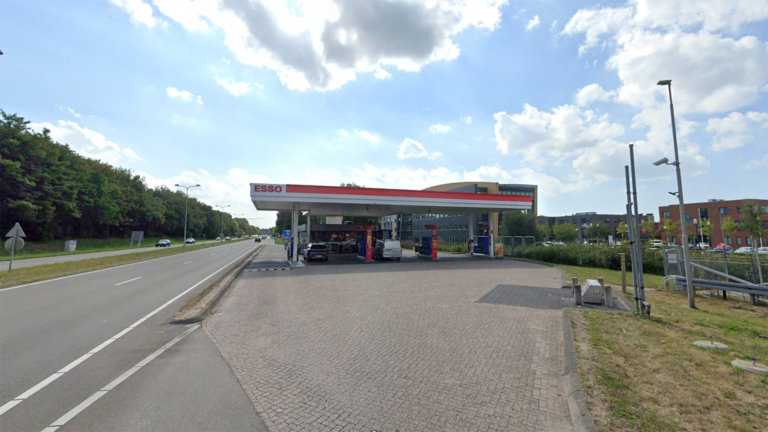 Gaslek leidde tot tijdelijke sluiting Esso-tankstation MLK langs N9