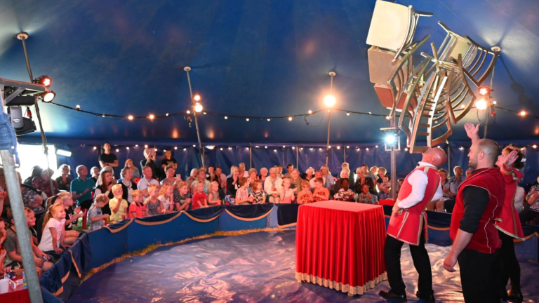 Circus in de Zorg komt naar Daalmeer met show voor mensen met dementie of een handicap π