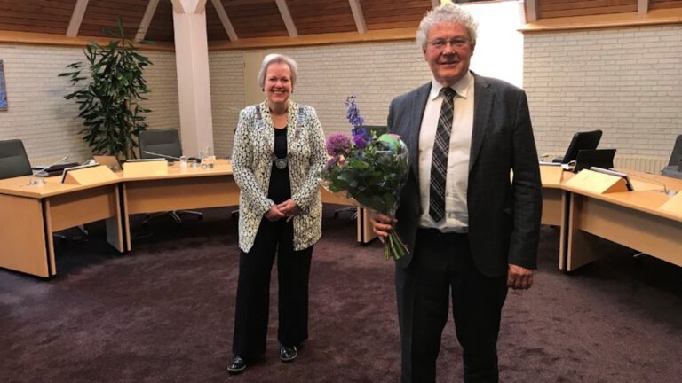 Jan Houtenbos stapt van Ons Dorp over naar Kies Lokaal en neemt zetel mee