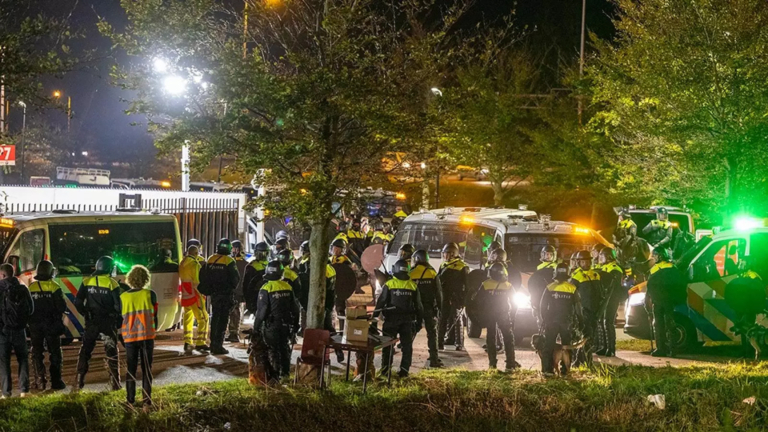 Voetballer van Legia Warschau veroordeeld voor mishandeling AZ-beveiliger