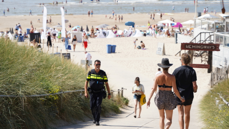 Evaluatie Bergense strandbeleid: vooral behoefte aan duidelijke regelgeving en toiletten