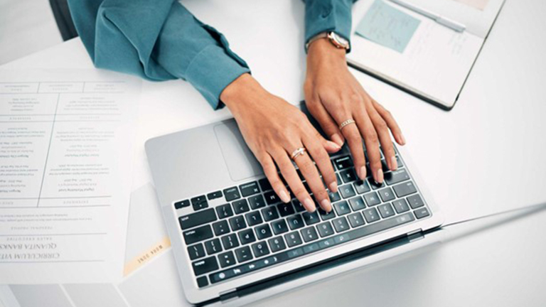 Zes fouten die je voorkomt met de CV maker van Sollicitatiebaas [Advertorial]