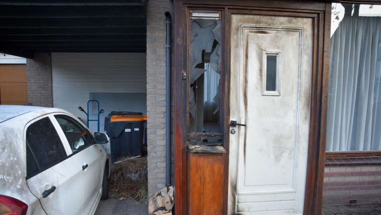 Explosie bij voordeur van huis aan Fazantenlaan in Sint Pancras