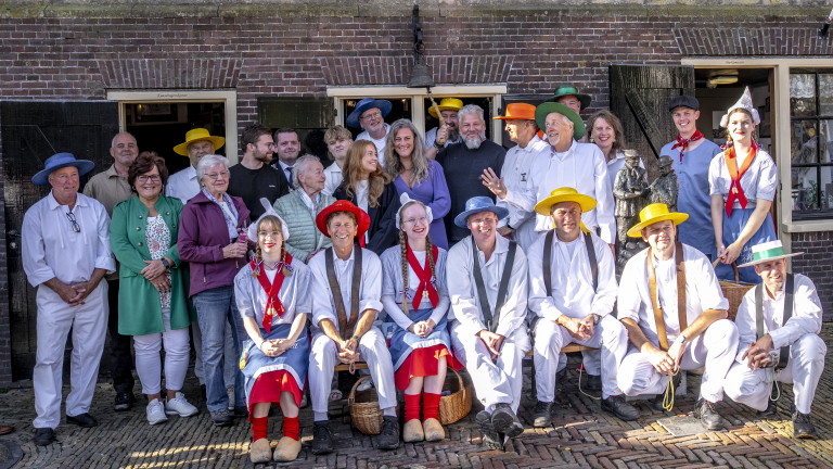 Fotograferende Alkmaarder Ed van de Pol nu even aan andere kant camera: “Kon natuurlijk geen nee zeggen”
