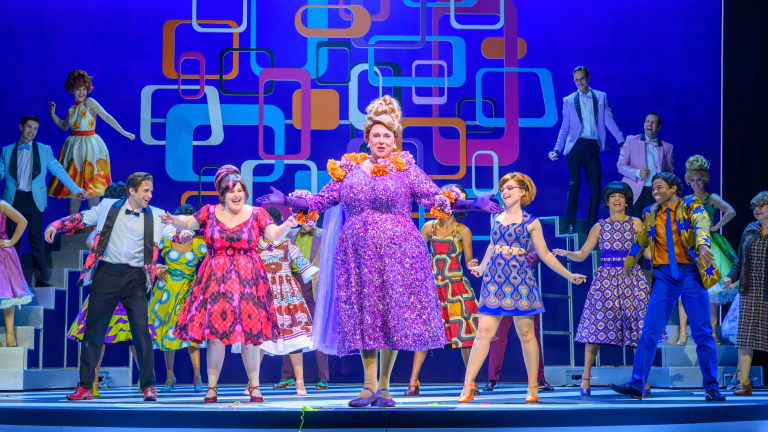 Hairspray brengt feest van muziek en dans naar Alkmaar 🗓