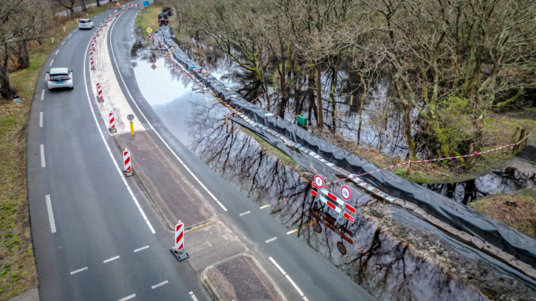 Nog meer onderzoek voordat wateroverlast op Zeeweg naar Bergen aan Zee wordt aangepakt