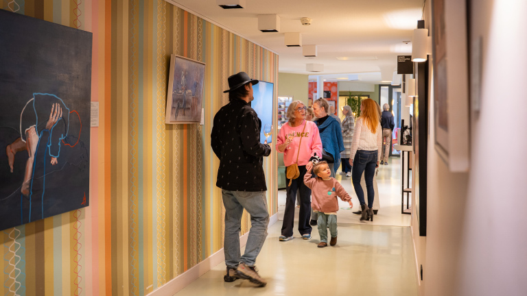 Expositie ‘Art in Light’ bij blooming Gallery 🗓