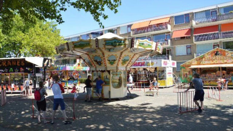 Kermis komt weer naar Oudorp: zweven boven Nyenburgh 🗓