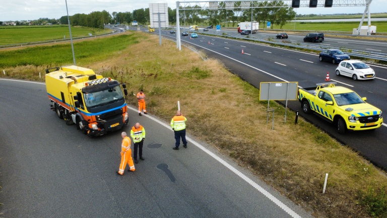 Vat fosfor leidt tot oponthoud op A9 bij Uitgeest
